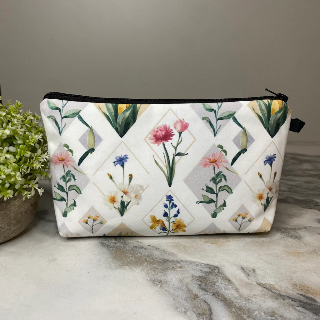 Pick a Pouch Bundle - You pick the Pouch and the Mystery Capsules do the rest!