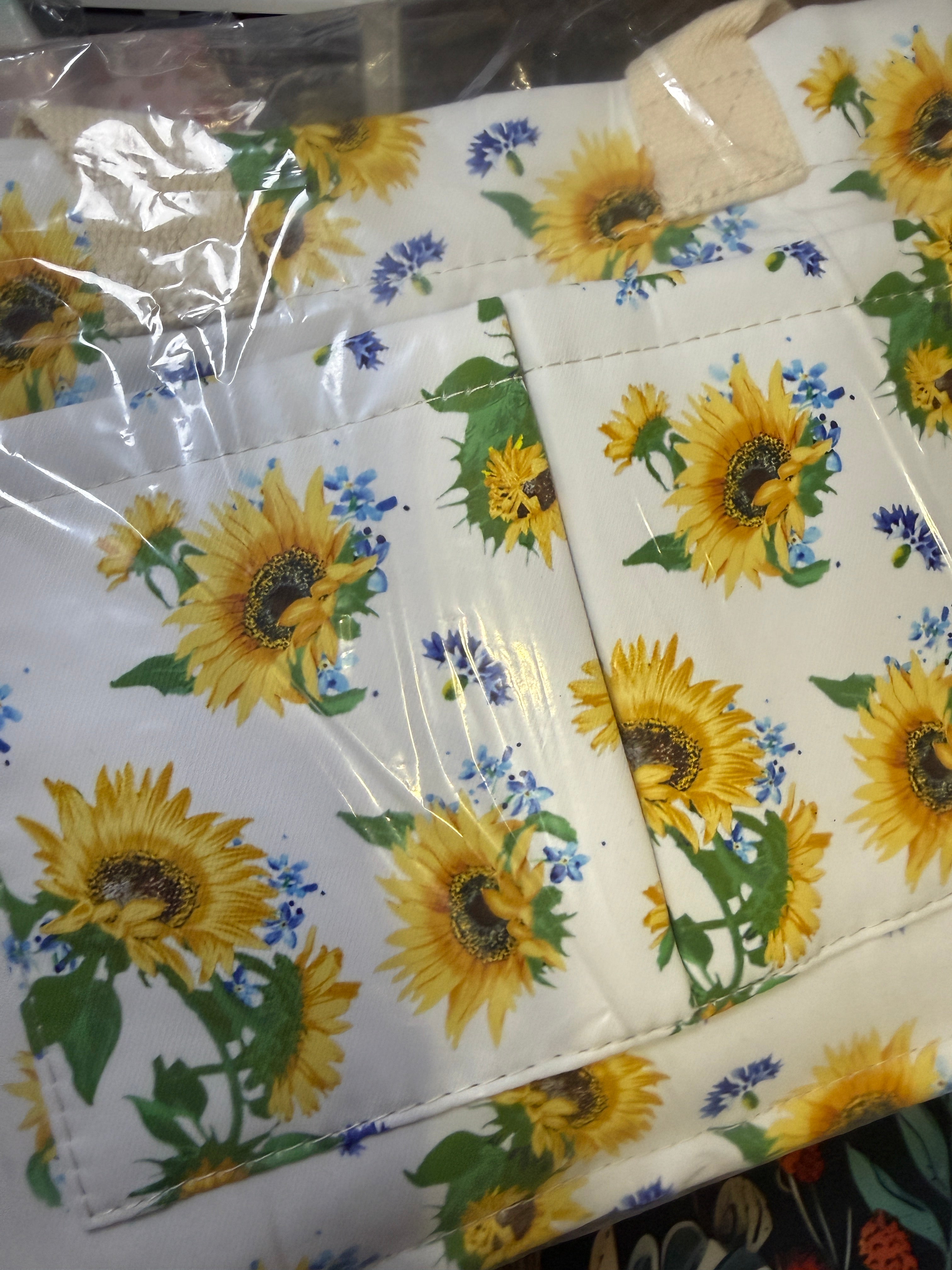 Structured Canvas Totes 👜