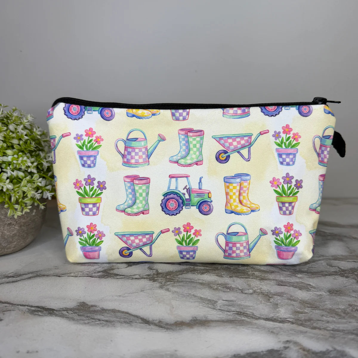 Pick a Pouch Bundle - You pick the Pouch and the Mystery Capsules do the rest!